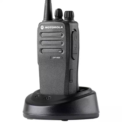 Mua 45dB 12.5kHz / 70dB 20/25kHz Khả năng chọn lọc kênh lân cận Motorola DMR Radio sản xuất trực tuyến