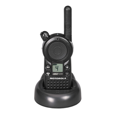 Mua Motorola CLS1410 Walkie Talkie 10W UHF VHF IPX7 chống nước sản xuất trực tuyến