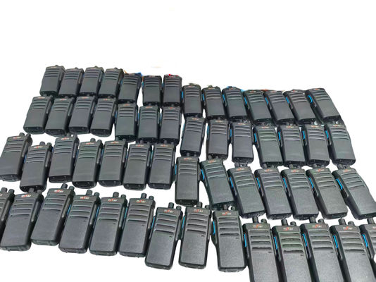 Mua BF-9700 Waterproof IP67 Walkie Talkie with 2800mAh Battery 16 Channels VHF UHF Digital Two-Way Radio sản xuất trực tuyến