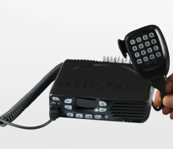 Điện thoại di động Radio Transceiver Car Walkie Talkie 25W VHF DMR TKD840 / TKD740 Xe gắn Radio hai chiều