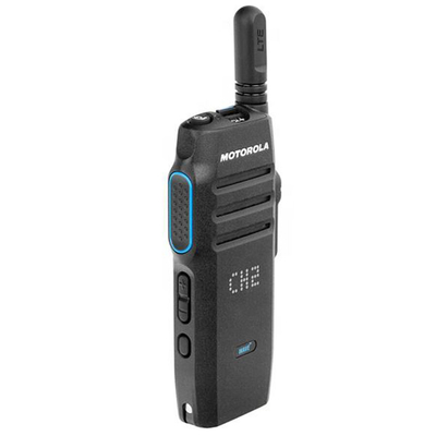 Motorola TLK 100 Two Way Radio 18 giờ thời lượng pin Motorola Two Way Radio với chức năng thâm nhập mạnh mẽ và ngôn ngữ hoạt động tiếng Anh