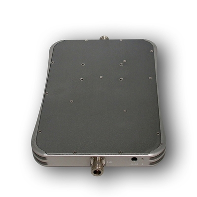 Các phụ kiện lặp lại ăng-ten và bộ cấp phát xạ giả ≤-36 dBm 4g Repeater Booster Cải thiện phạm vi phủ sóng của bạn với 10± 2d8m Output Power Uplink