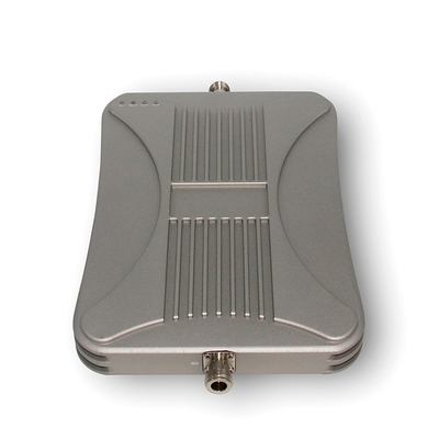 Các phụ kiện lặp lại ăng-ten và bộ cấp cho dải tần số 13 Uplink 776-787 MHz và độ trễ thời gian ≤0,5 μs