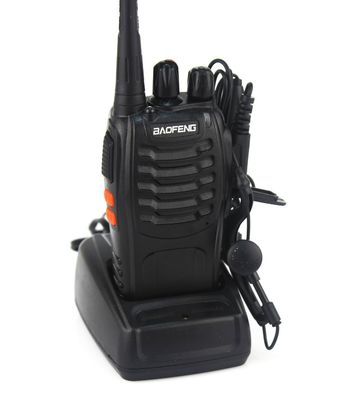 Baofeng BF-888S Plus UHF Walkie Talkie với phạm vi 3-5km